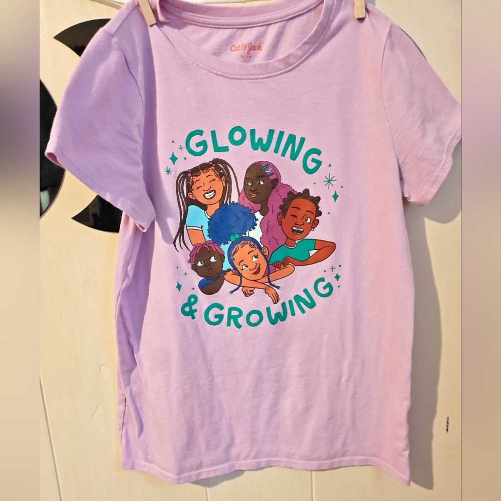 Cat & Jack Graphic tee Glowing & Growing